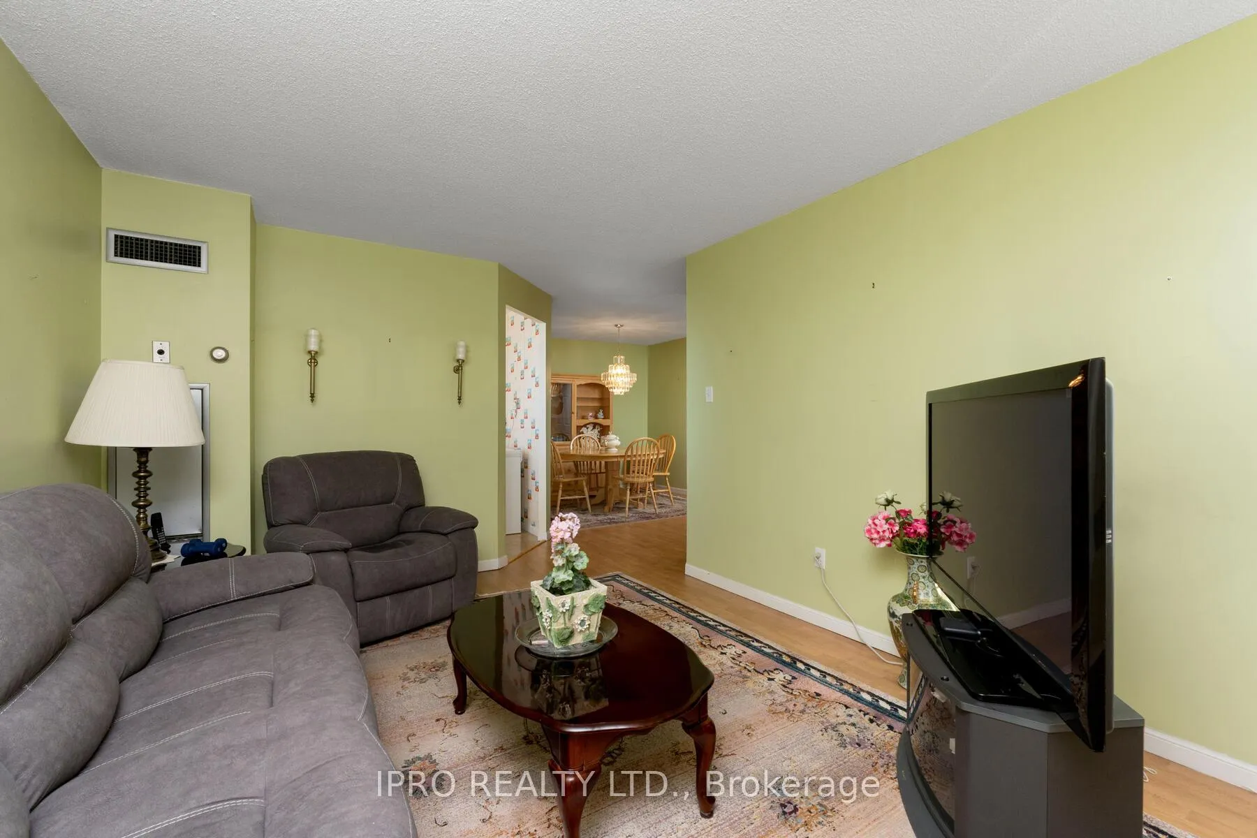 Photo 9 of Unit 307, 12 Laurelcrest Street, Brampton, Queen Street Corridor — HOMEH