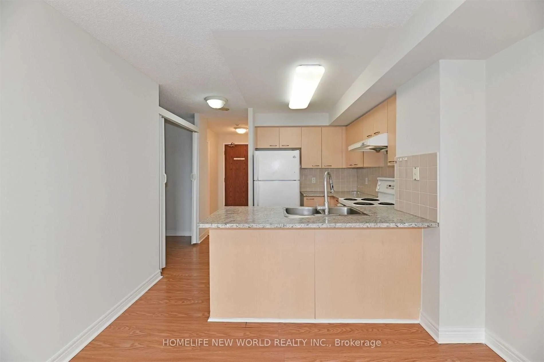 Photo 3 of Unit 805, 25 Times Avenue, Markham, Commerce Valley — HOMEH