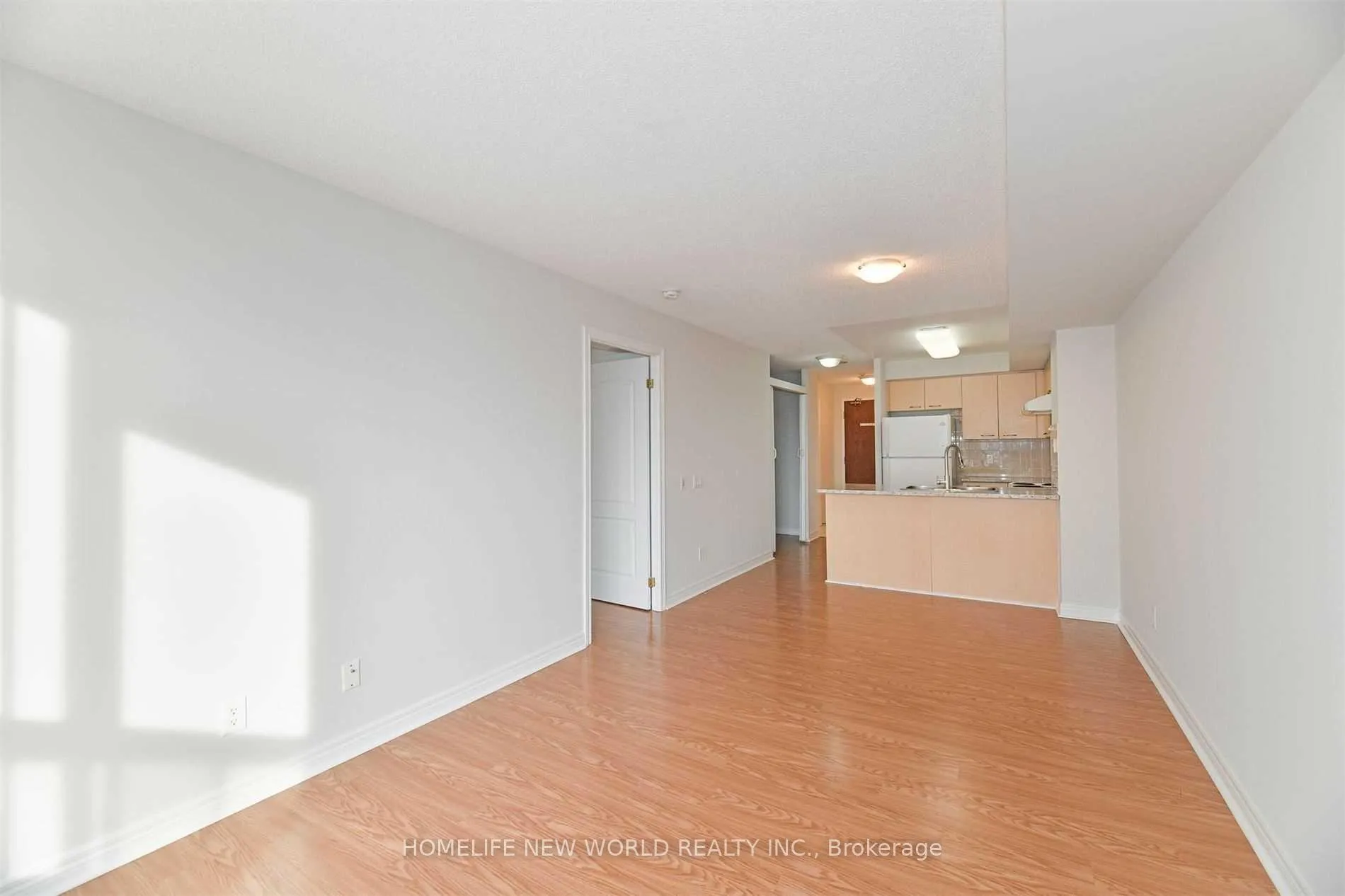 Photo 6 of Unit 805, 25 Times Avenue, Markham, Commerce Valley — HOMEH