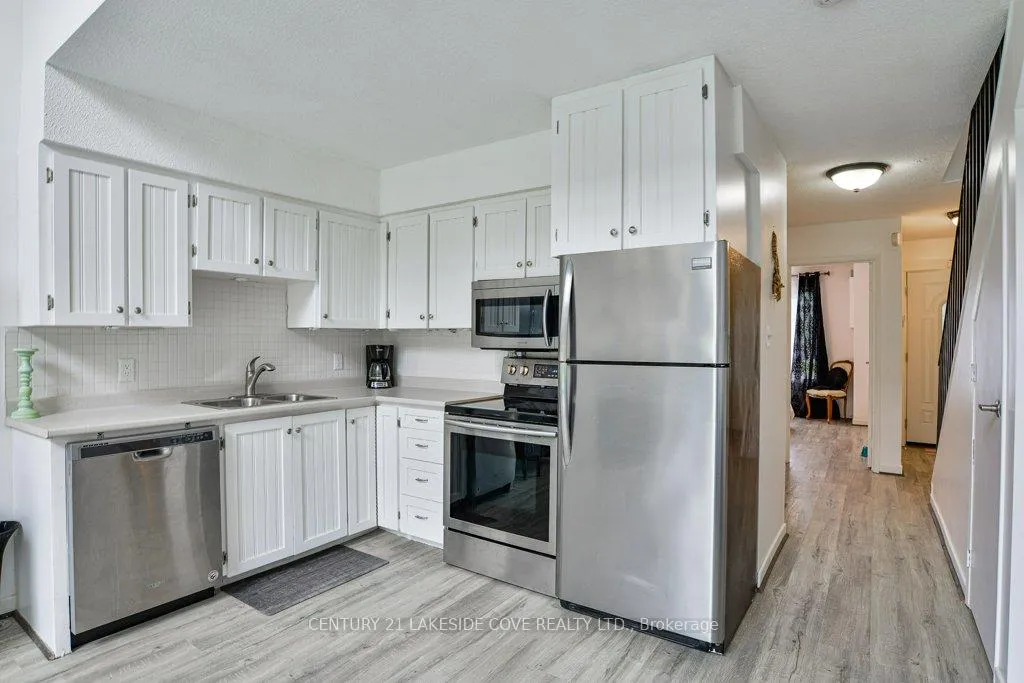 Photo 7 of Unit 10, 81 Laguna Parkway N, Ramara, Rural Ramara — HOMEH