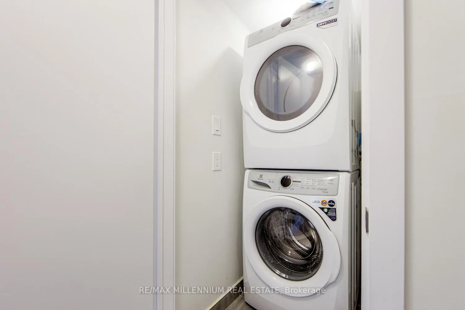 Photo 30 of Unit 505, 1865 Pickering Parkway, Pickering, Town Centre — HOMEH