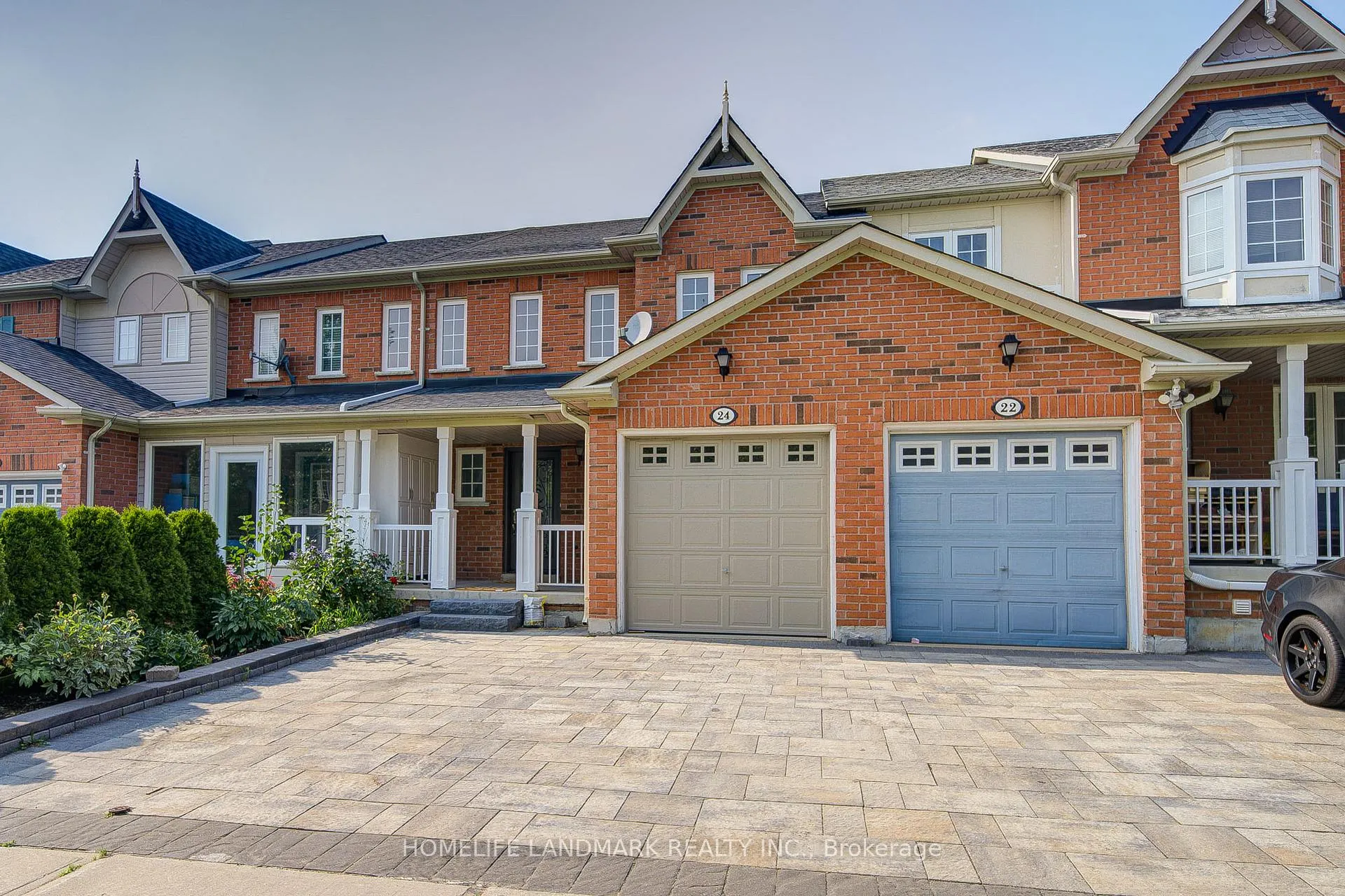 Photo 3 of 24 Willow Trail Road, Markham, Greensborough — HOMEH