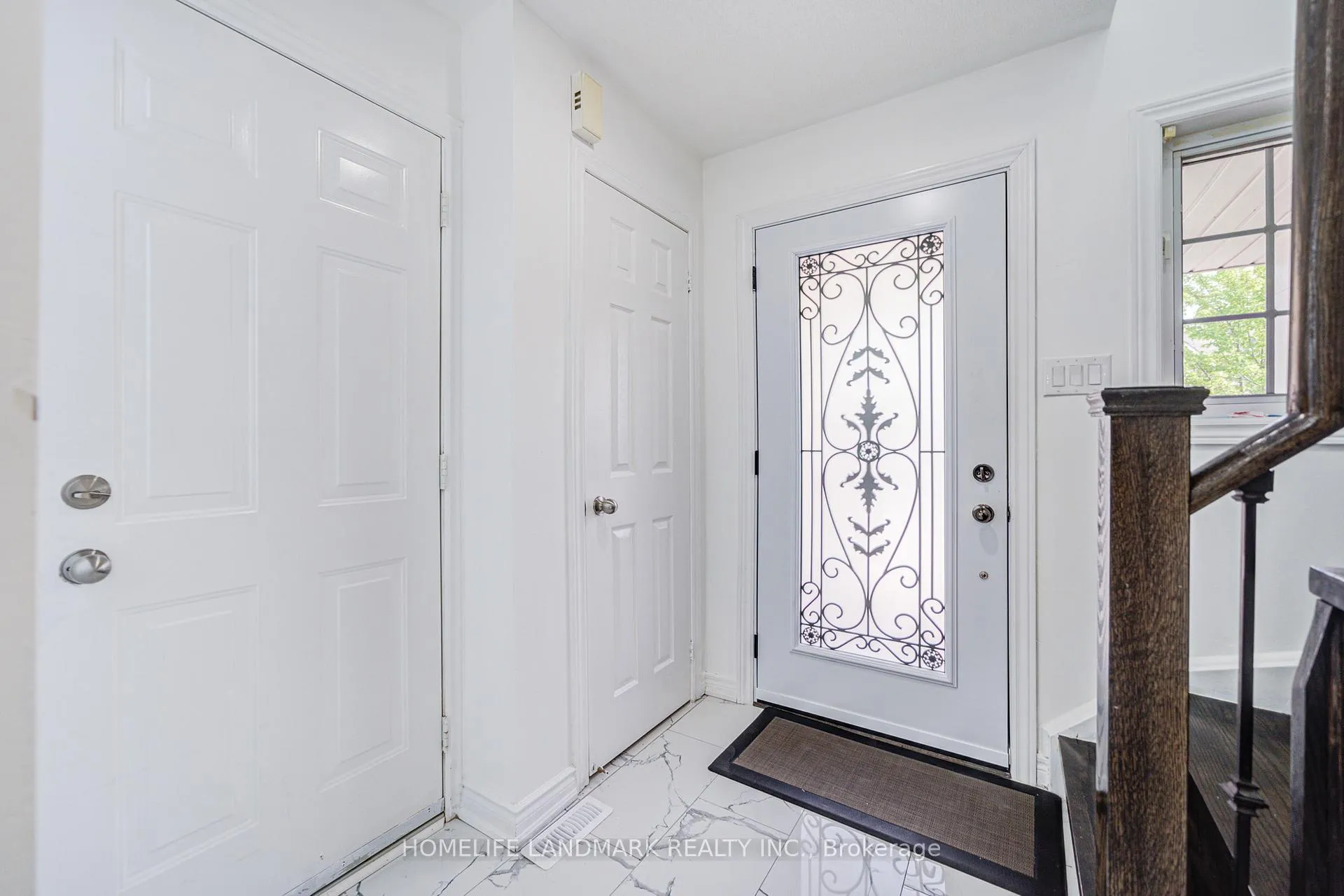 Photo 5 of 24 Willow Trail Road, Markham, Greensborough — HOMEH