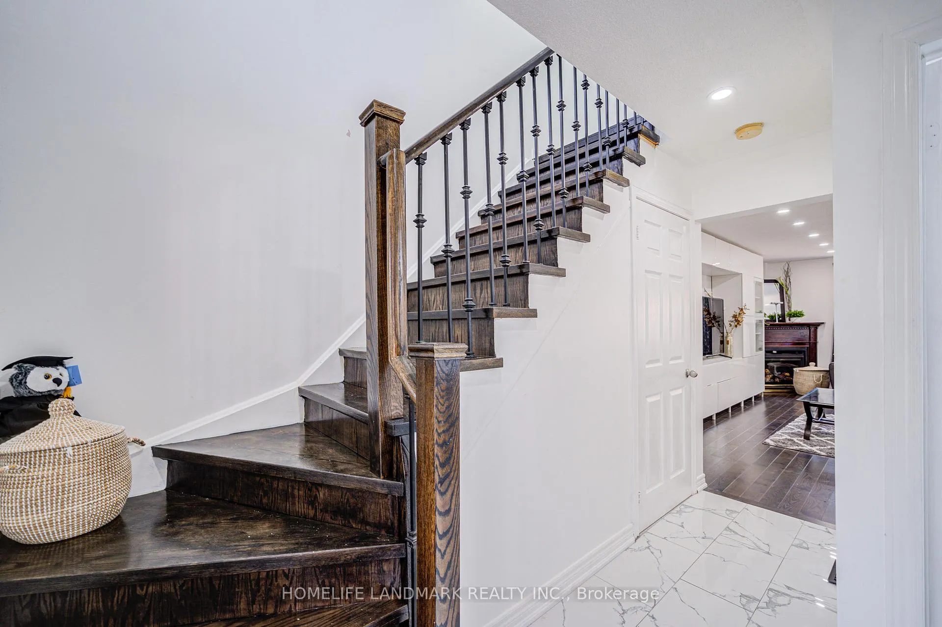 Photo 6 of 24 Willow Trail Road, Markham, Greensborough — HOMEH