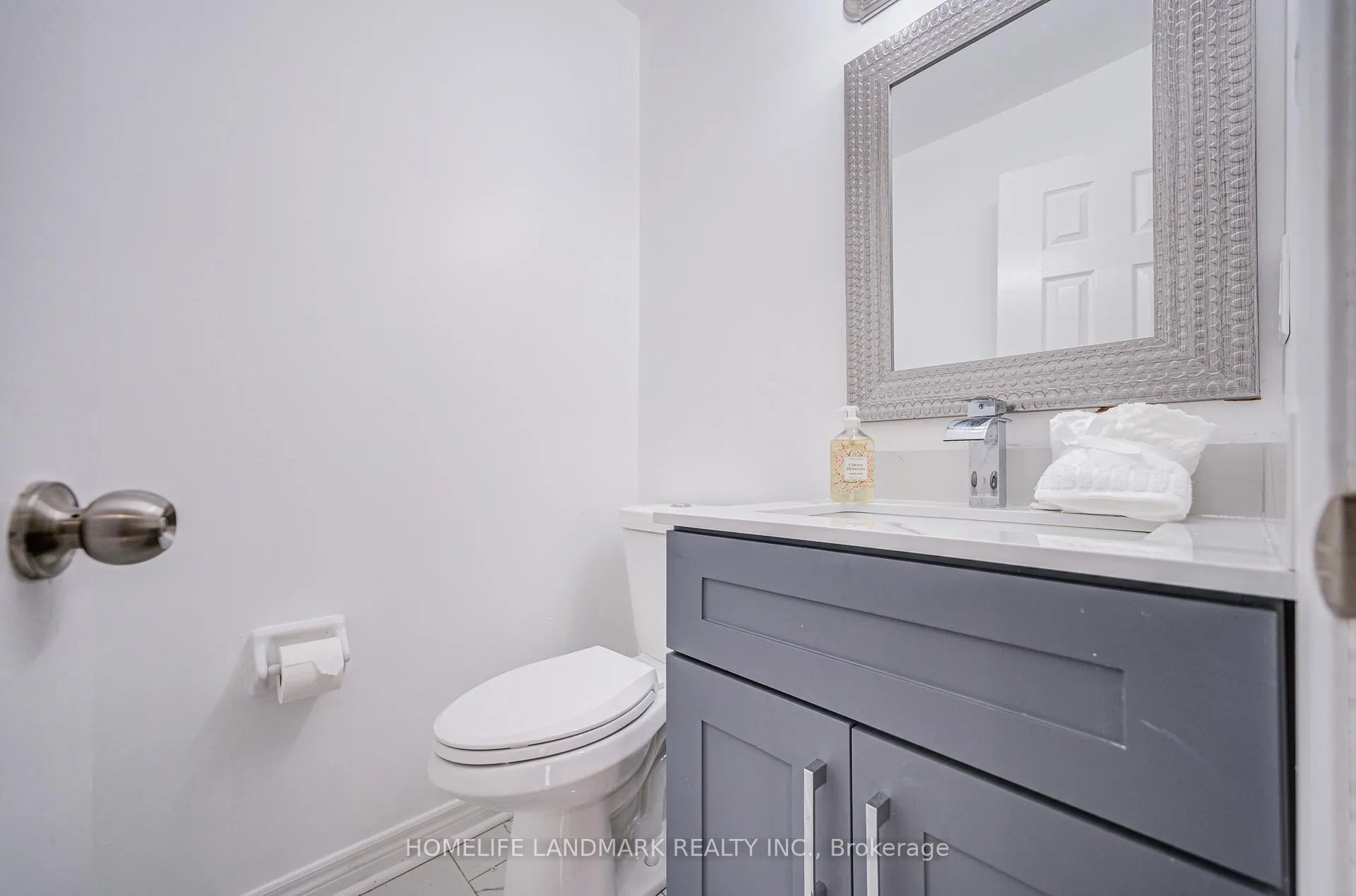 Photo 7 of 24 Willow Trail Road, Markham, Greensborough — HOMEH