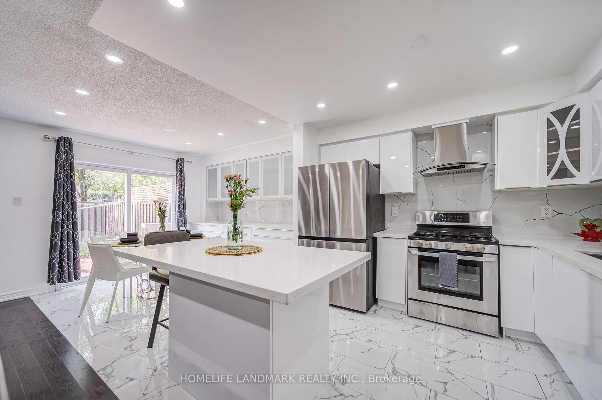 Photo 15 of 24 Willow Trail Road, Markham, Greensborough — HOMEH