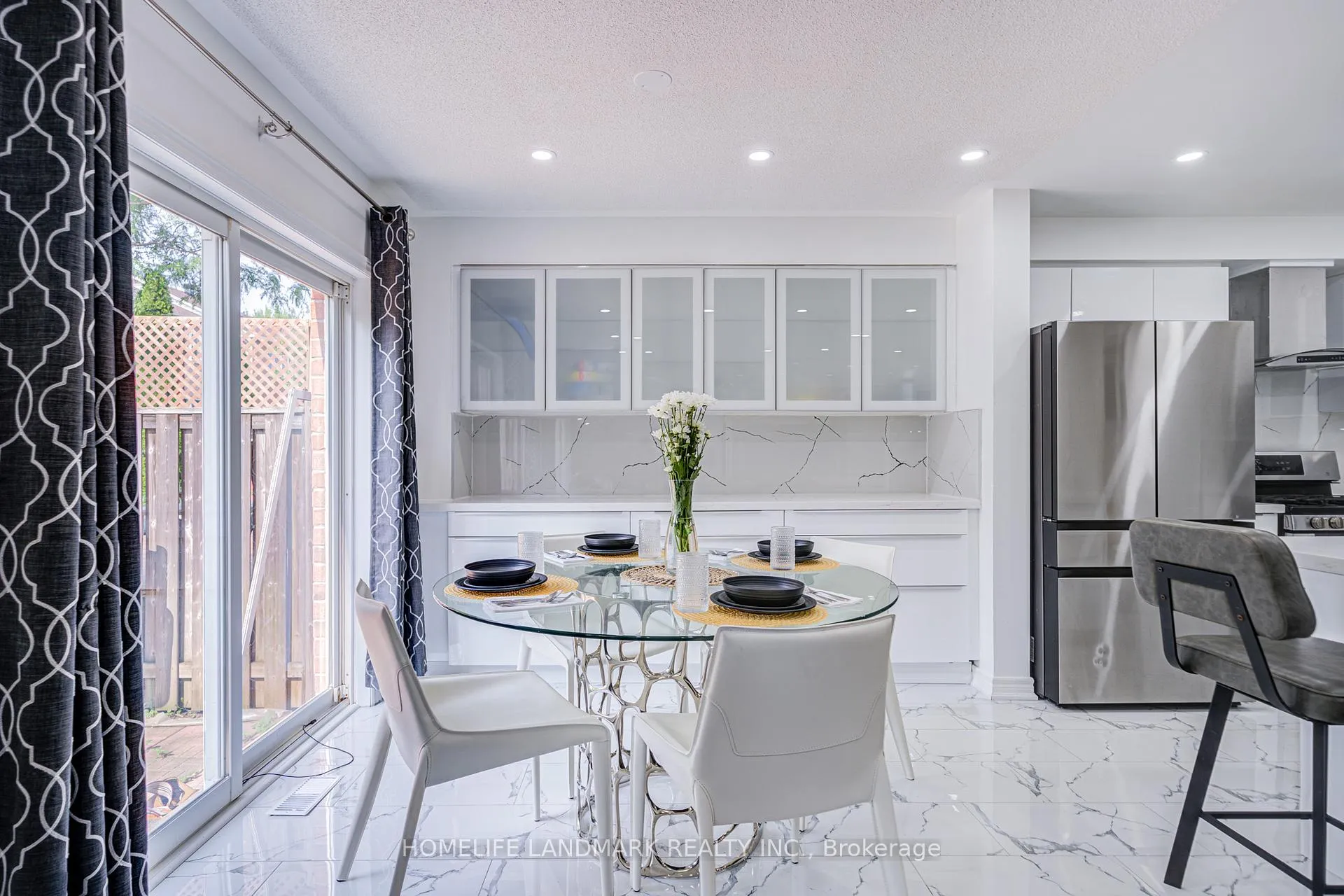 Photo 21 of 24 Willow Trail Road, Markham, Greensborough — HOMEH