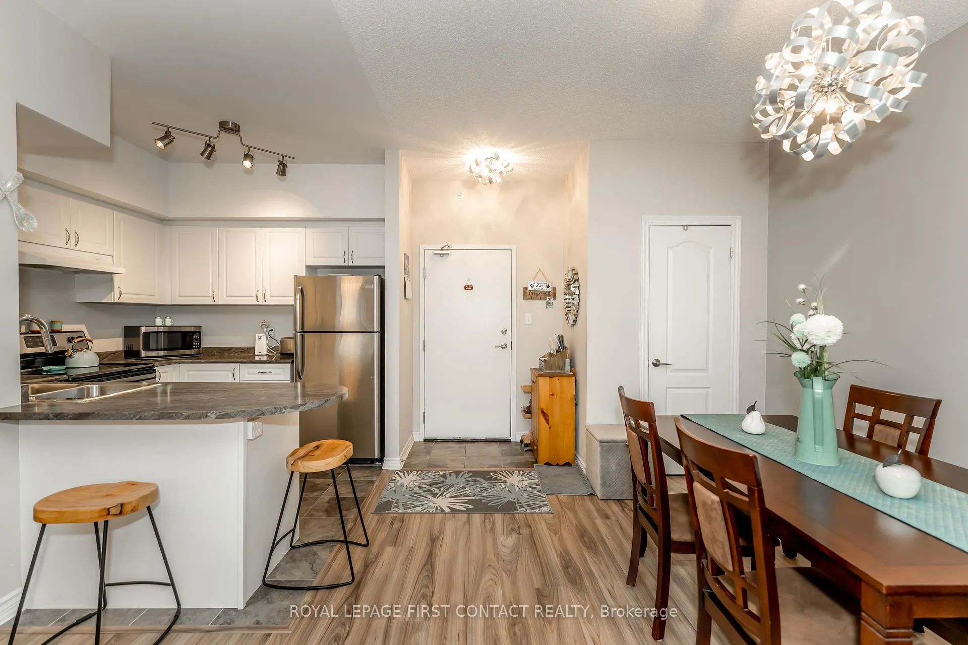 Photo 10 of Unit 109, 40 Ferndale Drive S, Barrie, Ardagh — HOMEH