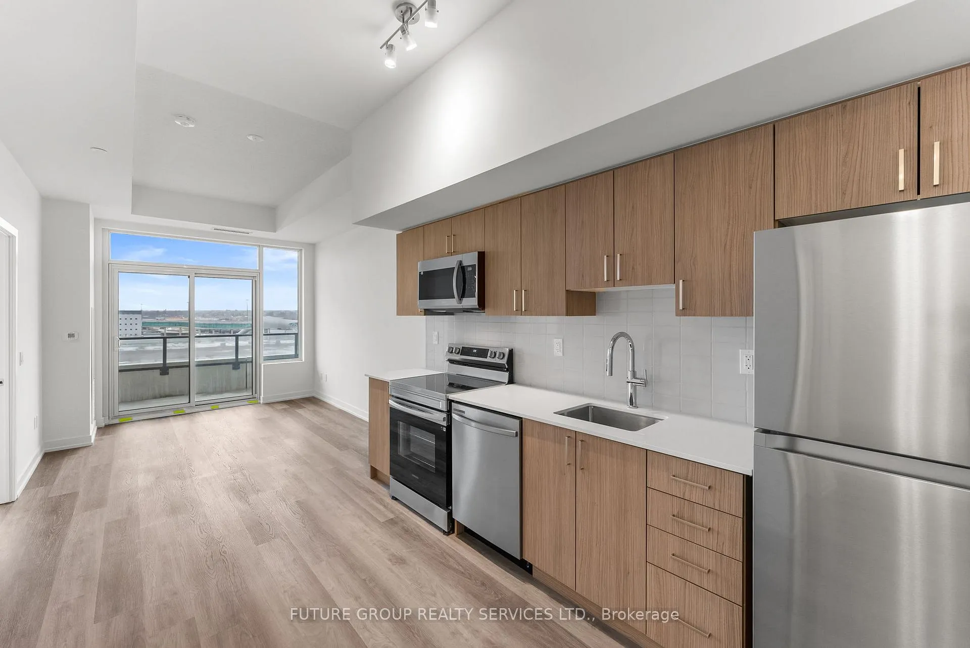 Photo 7 of Unit 709, 1435 Celebration Drive, Pickering, Bay Ridges — HOMEH