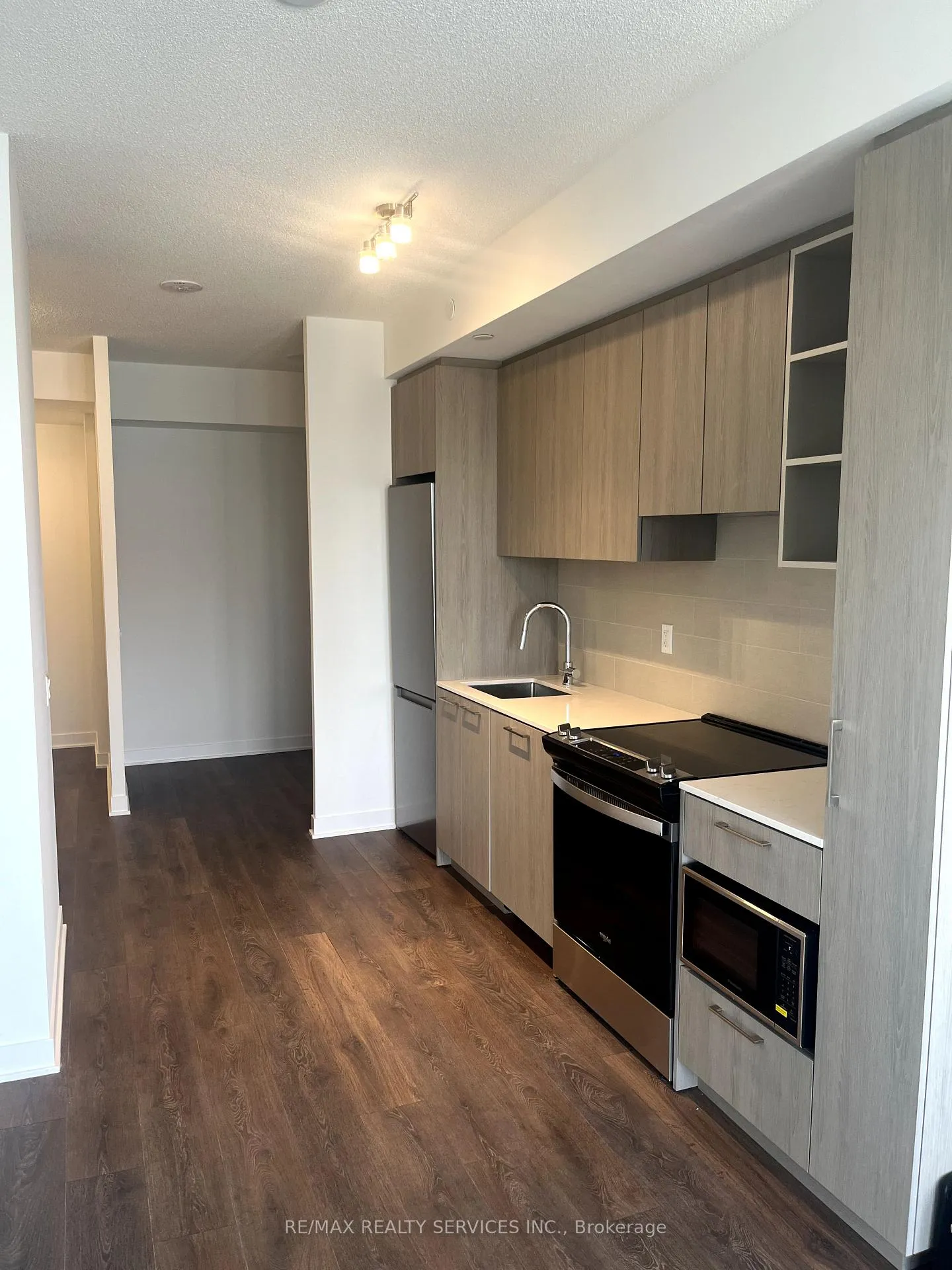 Photo 6 of Unit 1812, 260 Malta Avenue, Brampton, Fletcher's Creek South — HOMEH
