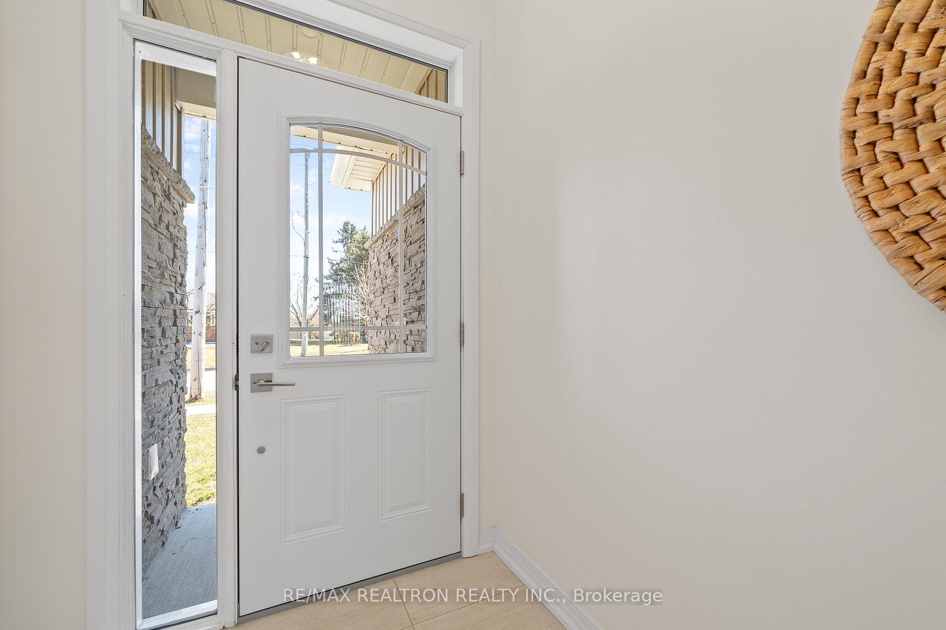 Photo 4 of 36 Mcfarland Drive, Belleville, Belleville Ward — HOMEH
