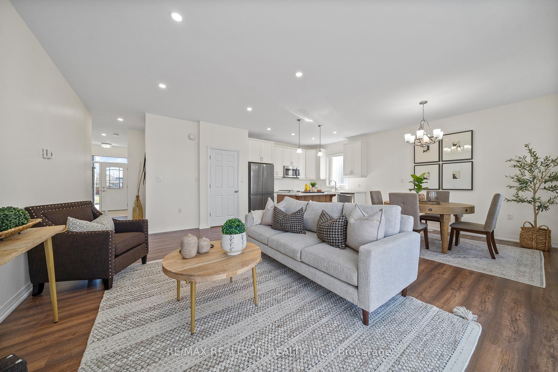 Photo 8 of 36 Mcfarland Drive, Belleville, Belleville Ward — HOMEH