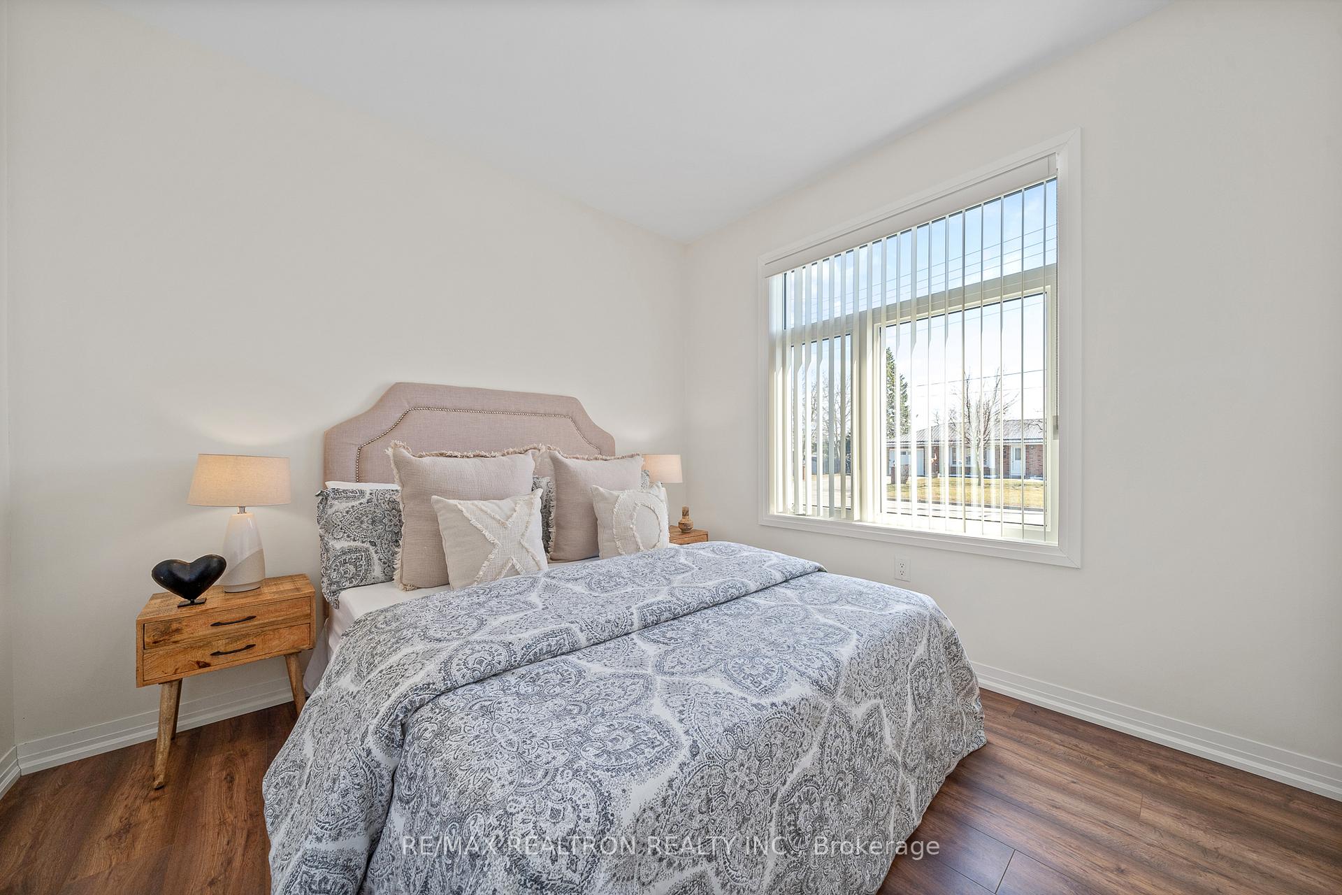 Photo 28 of 36 Mcfarland Drive, Belleville, Belleville Ward — HOMEH