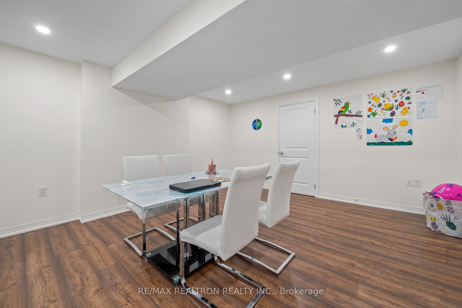 Photo 32 of 36 Mcfarland Drive, Belleville, Belleville Ward — HOMEH
