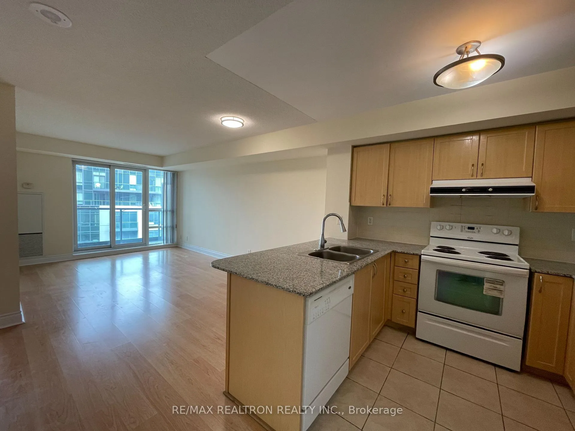 Photo 6 of Unit 1011, 75 South Town Centre Boulevard, Markham, Unionville — HOMEH