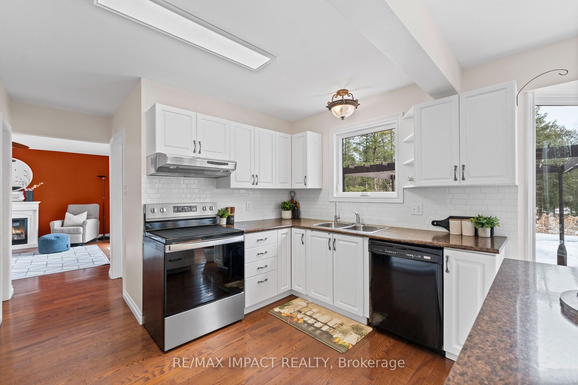 Photo 20 of 815 ON-7A Highway, Cavan Monaghan, Cavan Twp — HOMEH