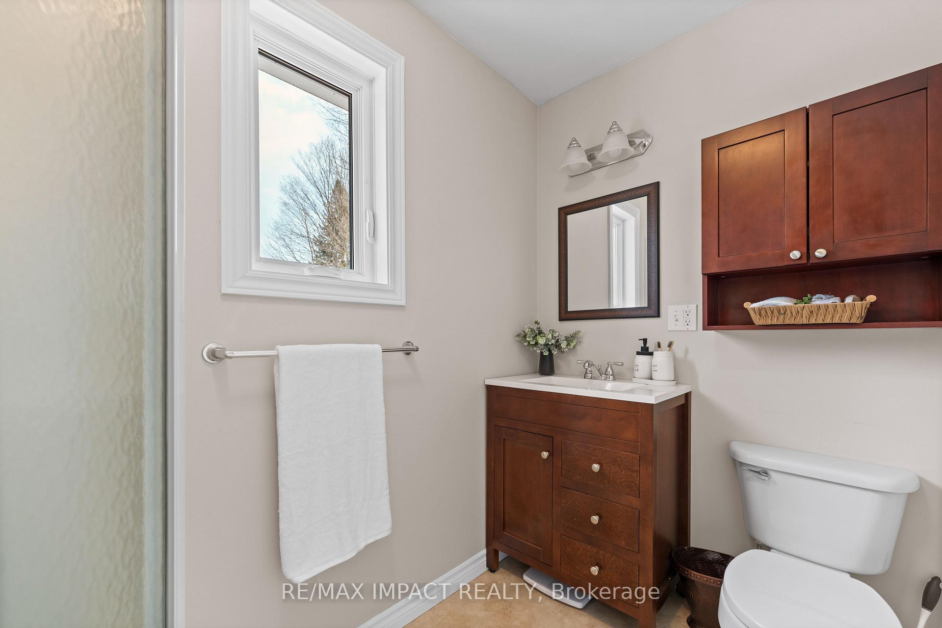 Photo 35 of 815 ON-7A Highway, Cavan Monaghan, Cavan Twp — HOMEH
