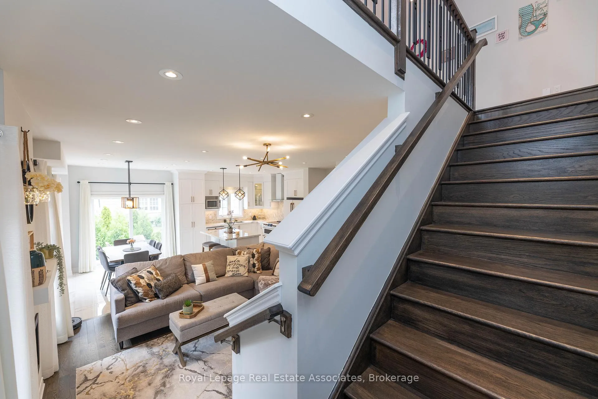 Photo 23 of 7 Overlea Drive, Brampton, Sandringham-Wellington — HOMEH