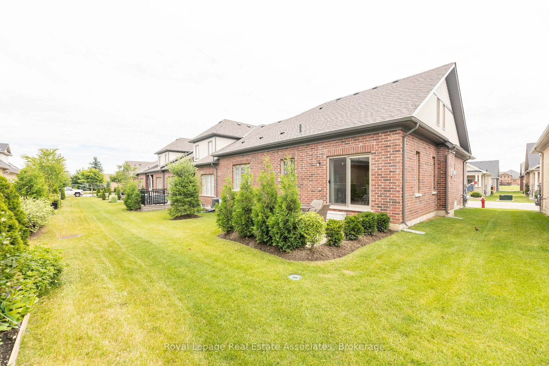 Photo 28 of 7 Overlea Drive, Brampton, Sandringham-Wellington — HOMEH