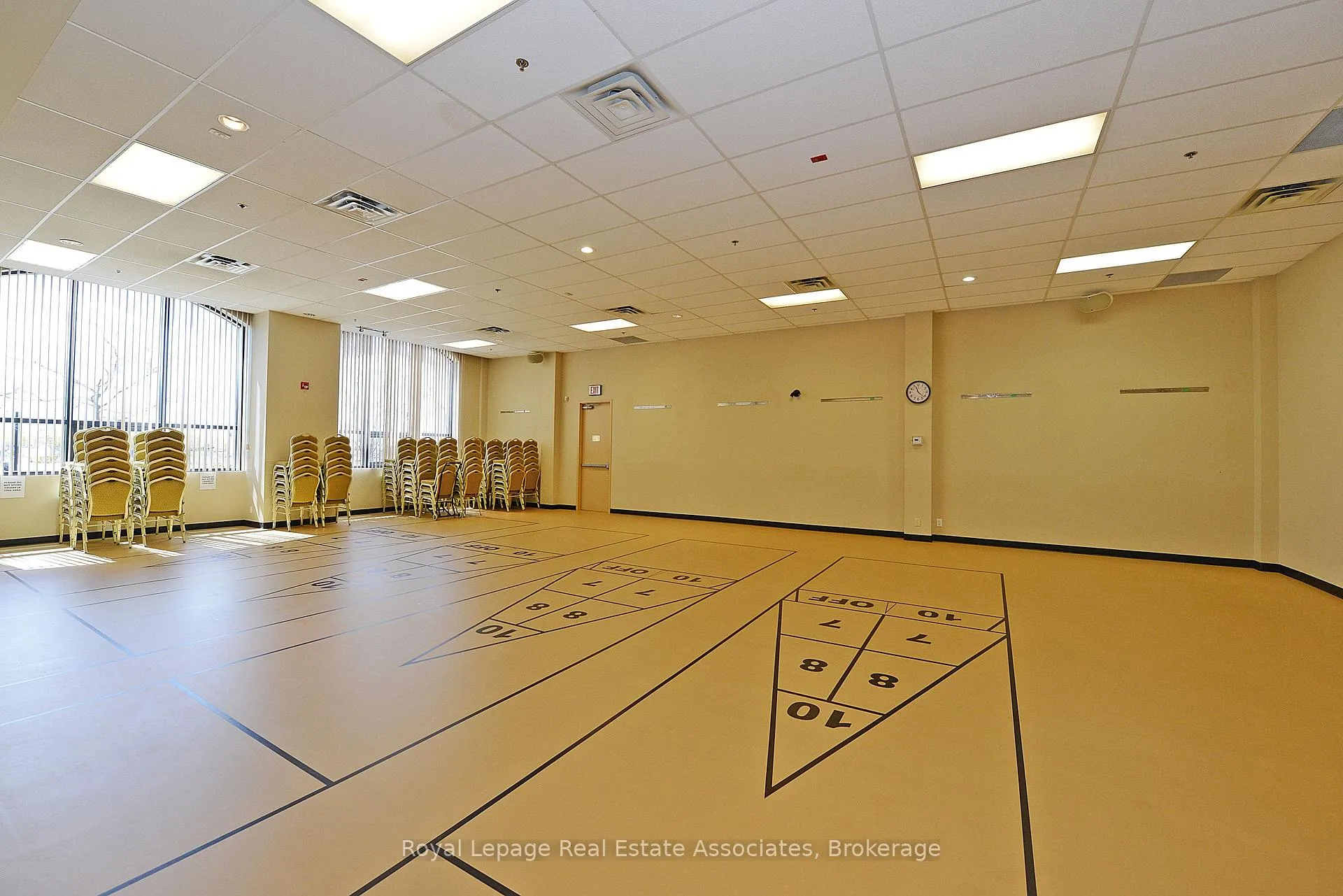 Photo 35 of 7 Overlea Drive, Brampton, Sandringham-Wellington — HOMEH