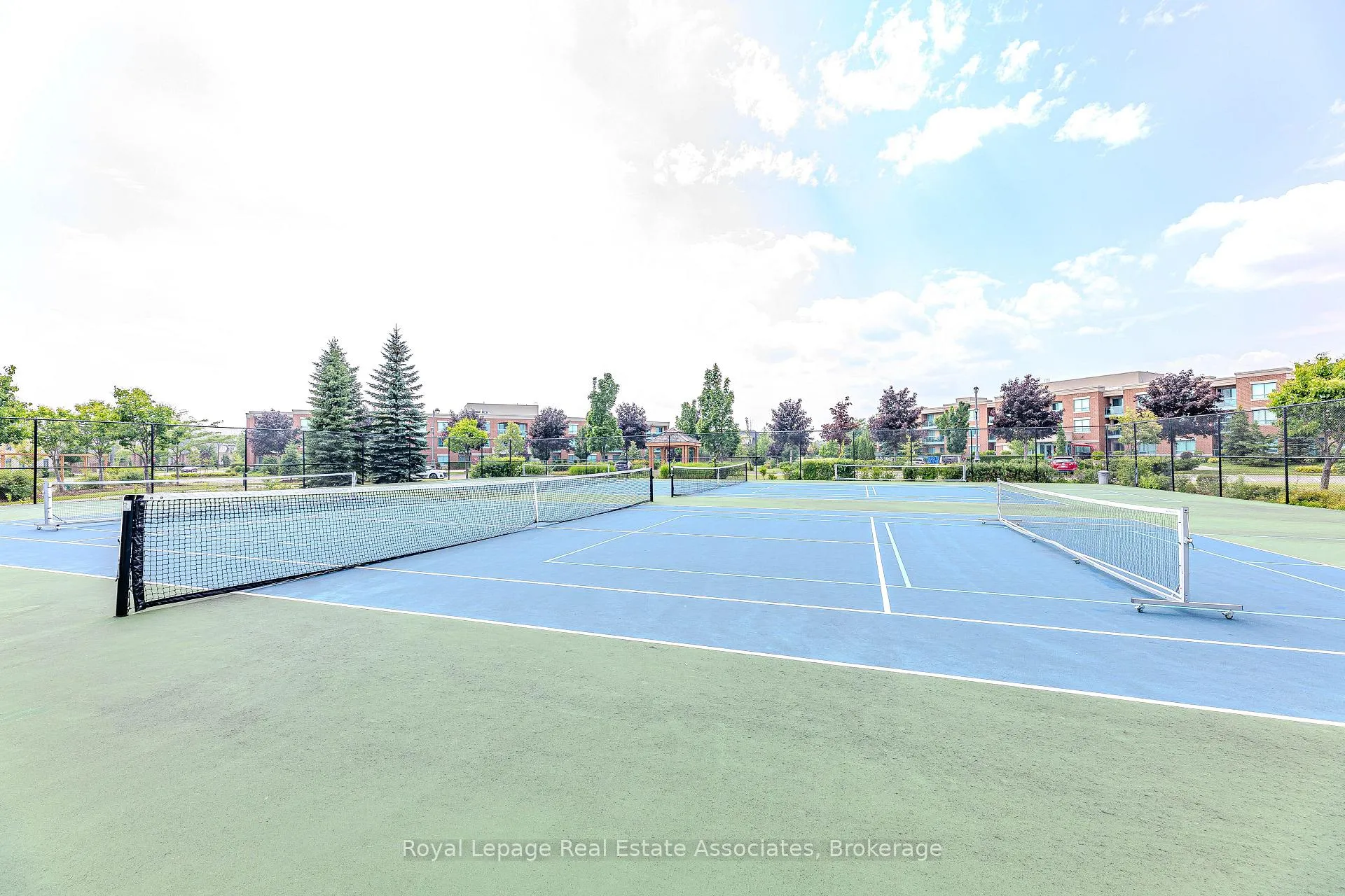 Photo 37 of 7 Overlea Drive, Brampton, Sandringham-Wellington — HOMEH