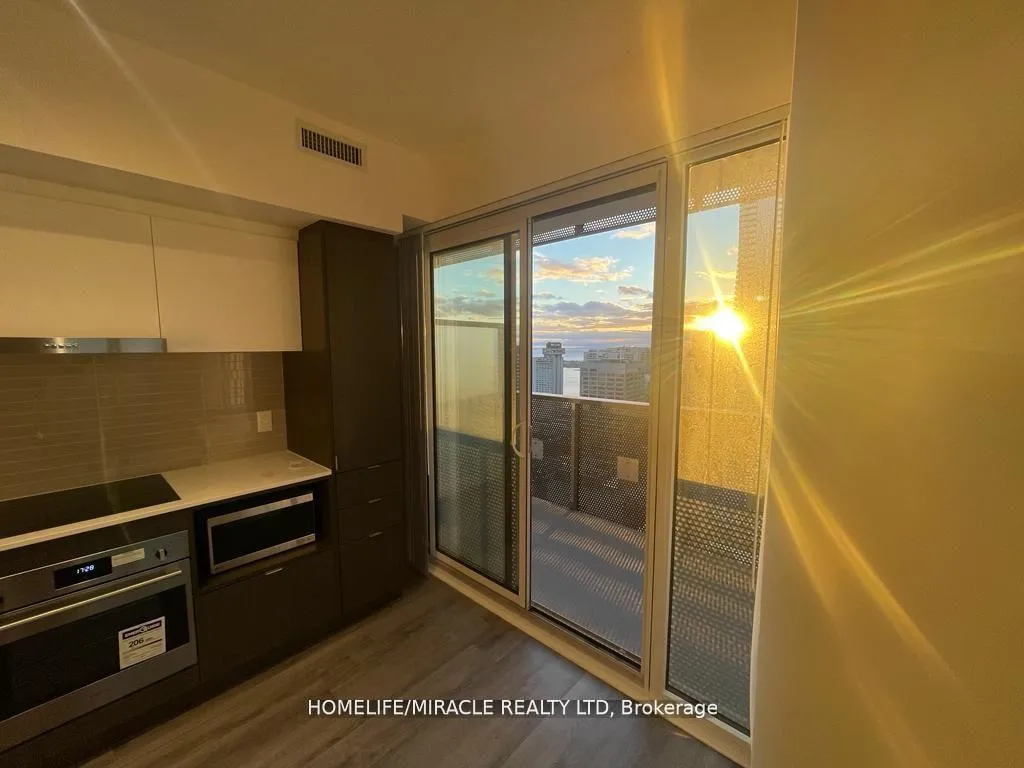 Photo 13 of Unit 4115, 138 Downes Street, Toronto, Waterfront Communities — HOMEH