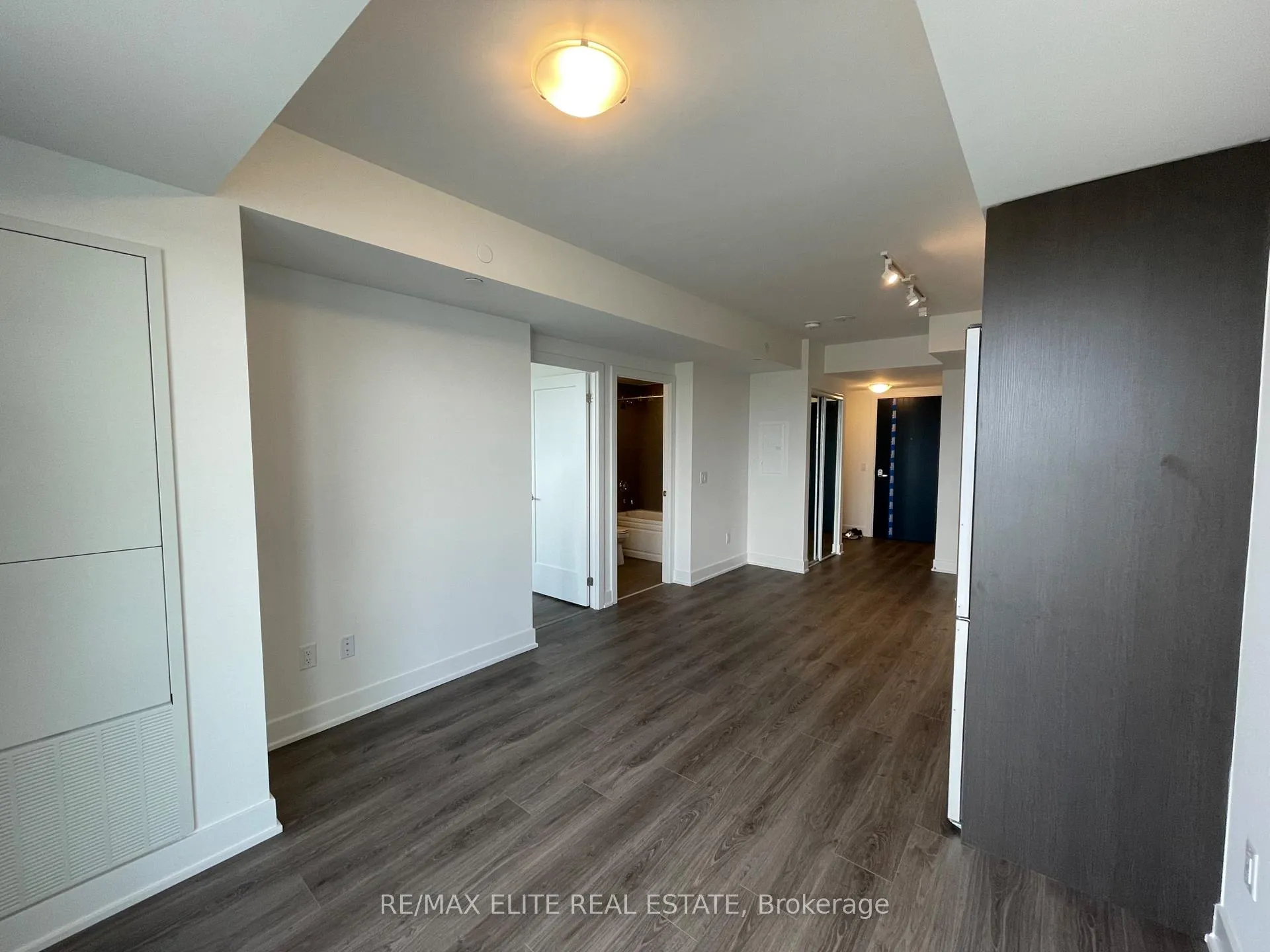 Photo 4 of Unit 2319, 2545 Simcoe Street N, Oshawa, Windfields — HOMEH