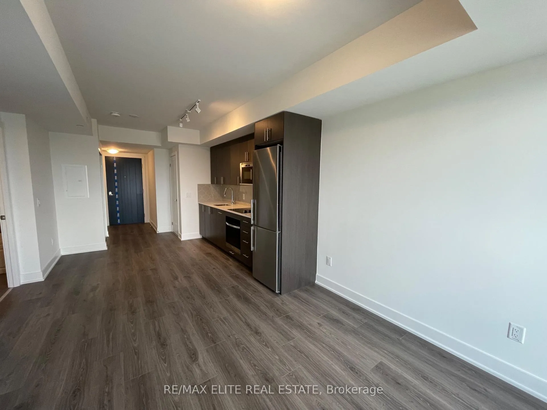 Photo 5 of Unit 2319, 2545 Simcoe Street N, Oshawa, Windfields — HOMEH