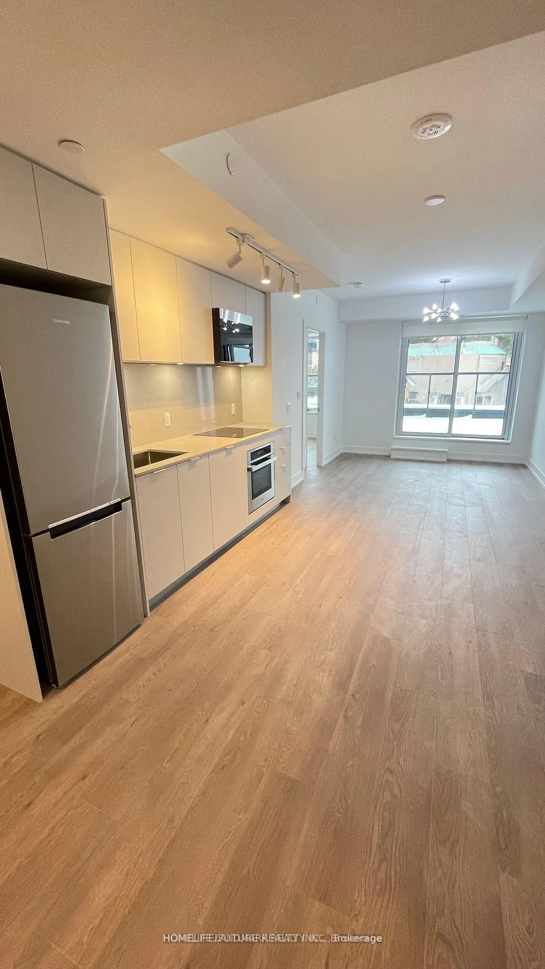 Photo 3 of Unit 309, 9 Clegg Road, Markham, Unionville — HOMEH