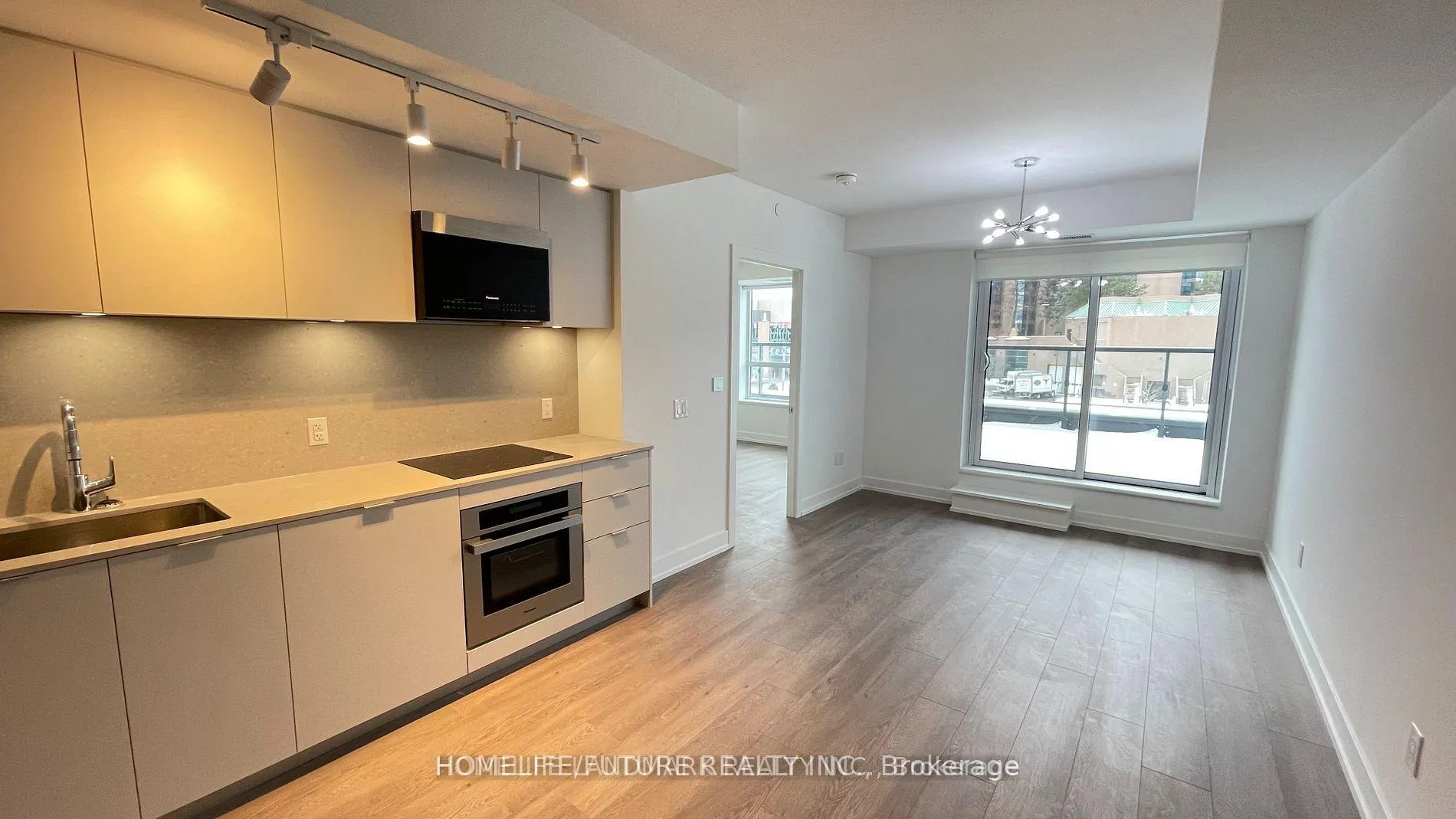 Photo 4 of Unit 309, 9 Clegg Road, Markham, Unionville — HOMEH