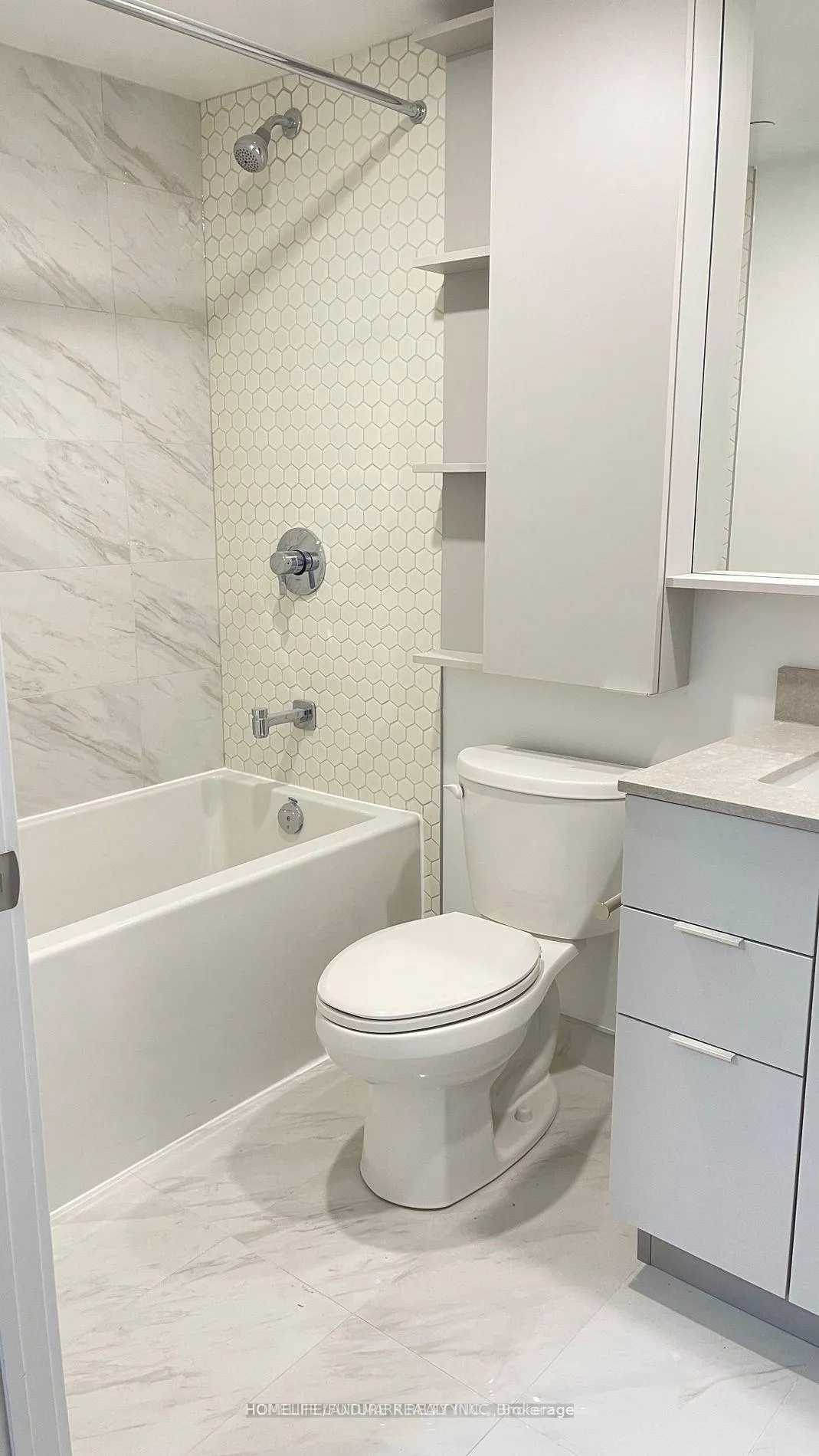 Photo 10 of Unit 309, 9 Clegg Road, Markham, Unionville — HOMEH