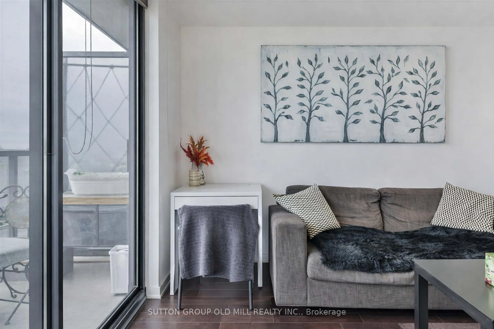 Photo 7 of Unit 2109, 105 The Queensway, Toronto, High Park-Swansea — HOMEH