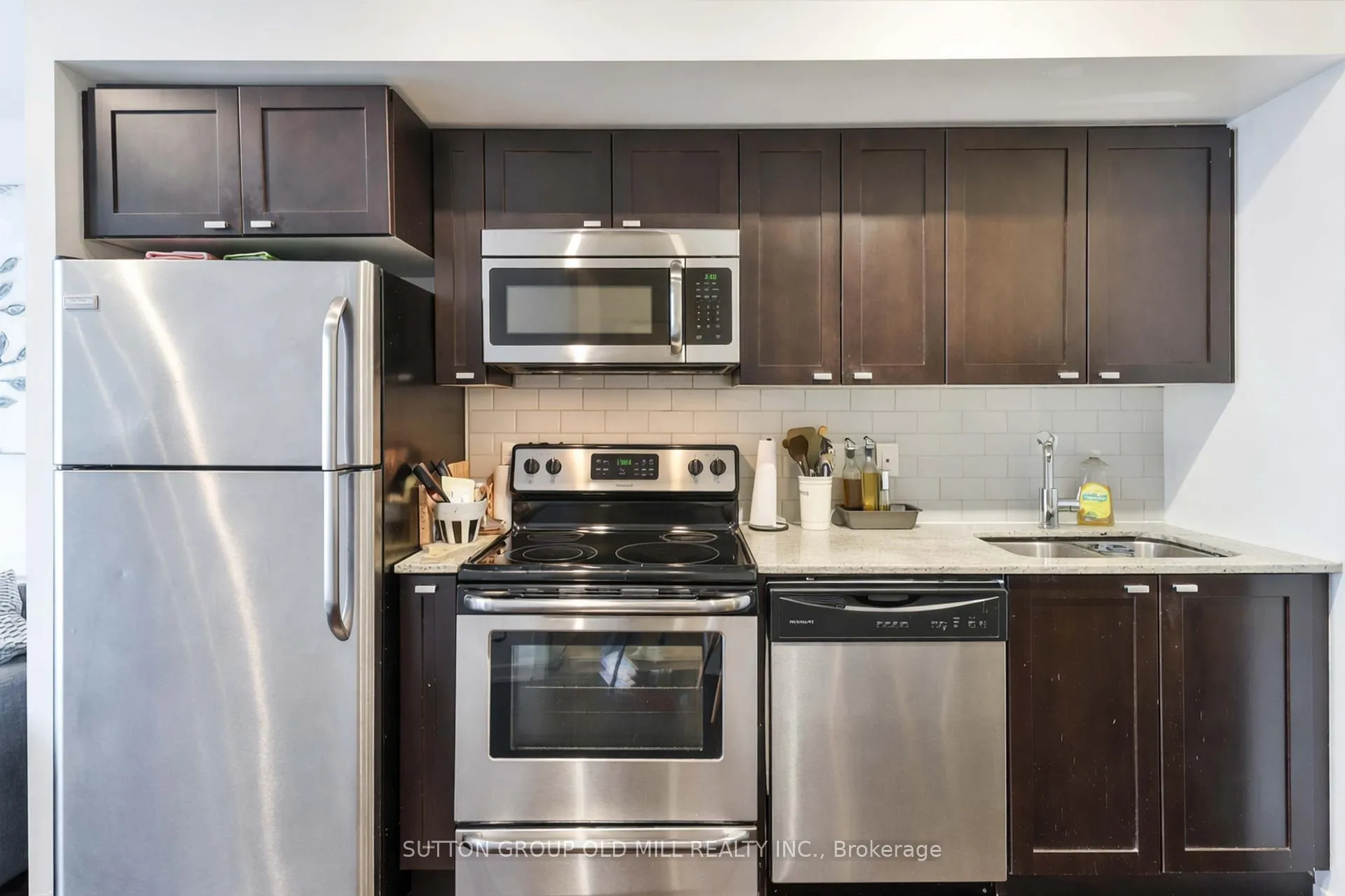 Photo 17 of Unit 2109, 105 The Queensway, Toronto, High Park-Swansea — HOMEH