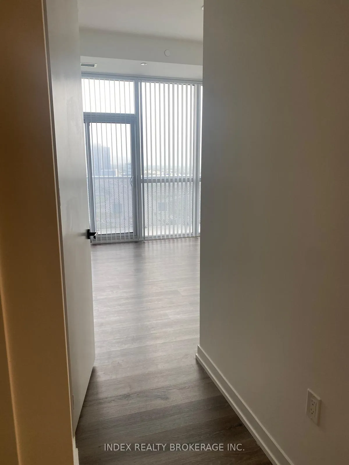 Photo 3 of Unit 1609, 225 Commerce Street, Vaughan, Vaughan Corporate Centre — HOMEH