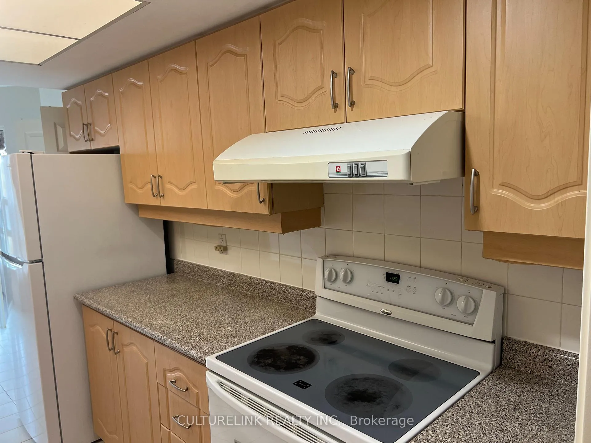 Photo 7 of Unit 523, 7905 Bayview Avenue, Markham, Aileen-Willowbrook — HOMEH