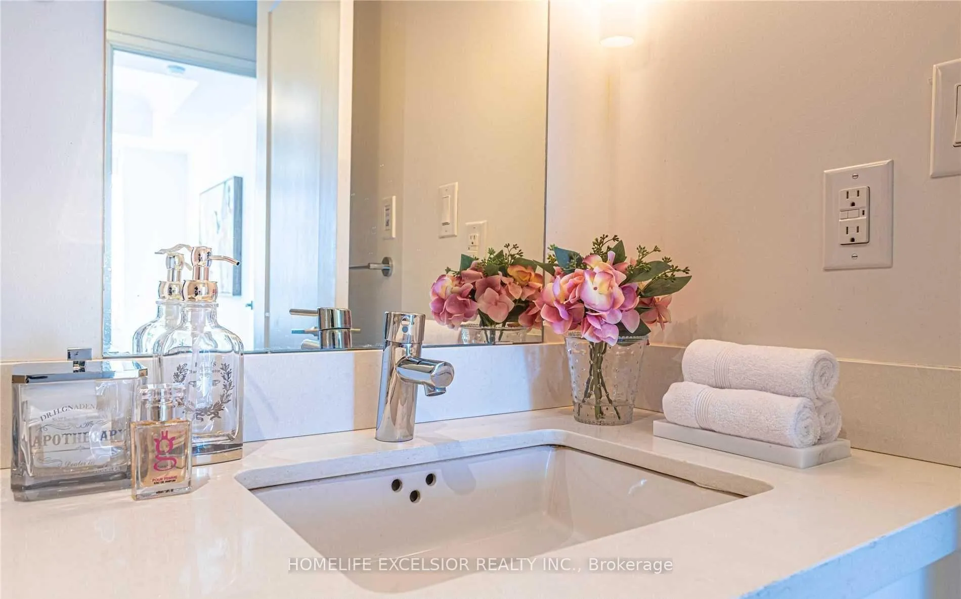 Photo 18 of Unit 602, 9 Stollery Pond Crescent, Markham, Angus Glen — HOMEH