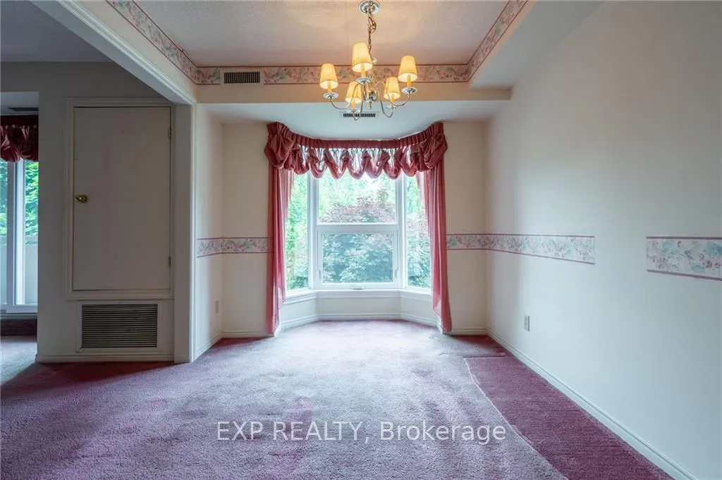 Photo 7 of Unit 212, 416 Limeridge Road E, Hamilton, Bruleville — HOMEH