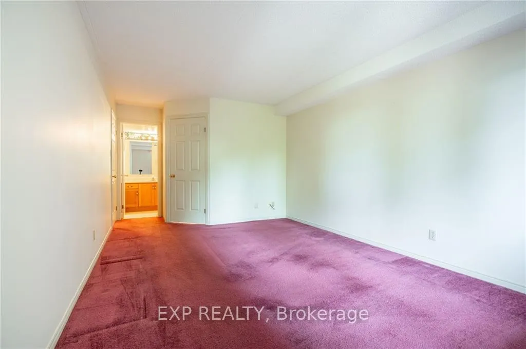 Photo 15 of Unit 212, 416 Limeridge Road E, Hamilton, Bruleville — HOMEH