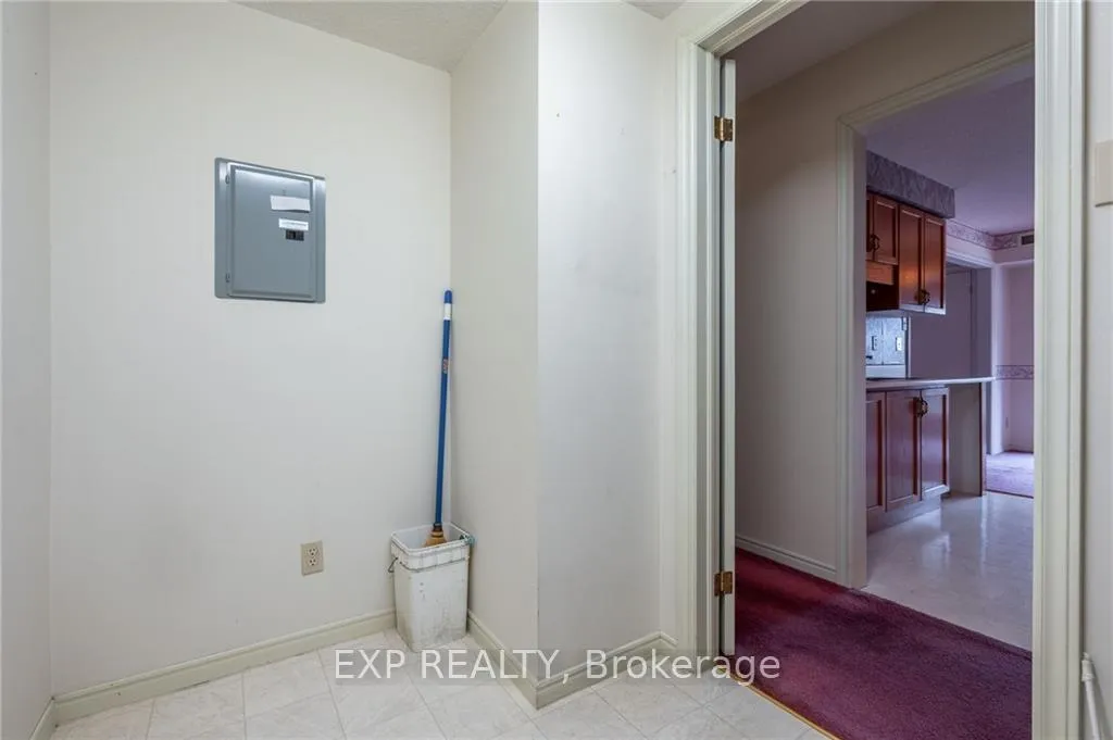 Photo 24 of Unit 212, 416 Limeridge Road E, Hamilton, Bruleville — HOMEH
