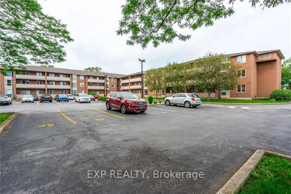 Photo 27 of Unit 212, 416 Limeridge Road E, Hamilton, Bruleville — HOMEH