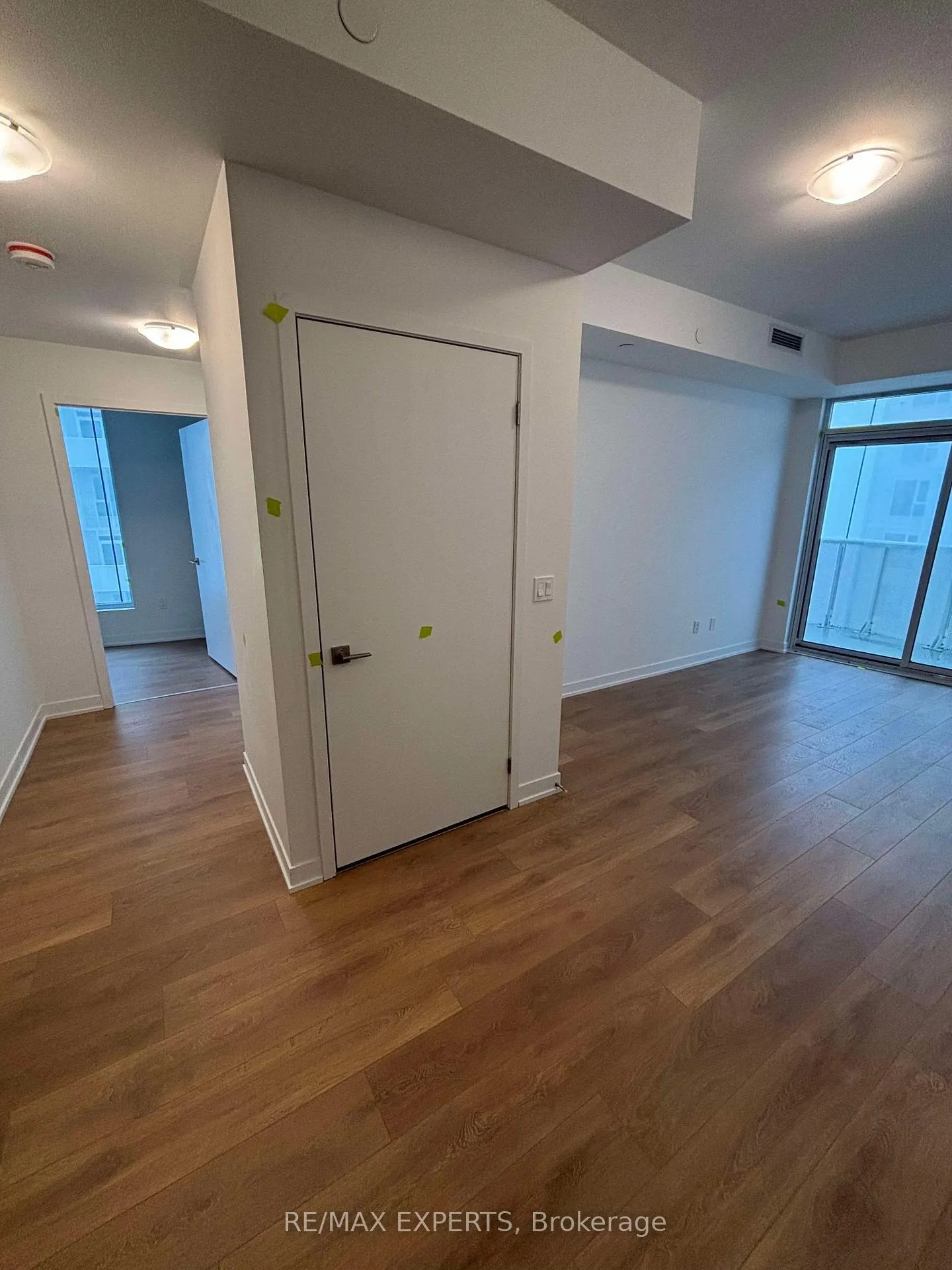 Photo 7 of Unit 2015, 10 Abeja Street, Vaughan, Concord — HOMEH