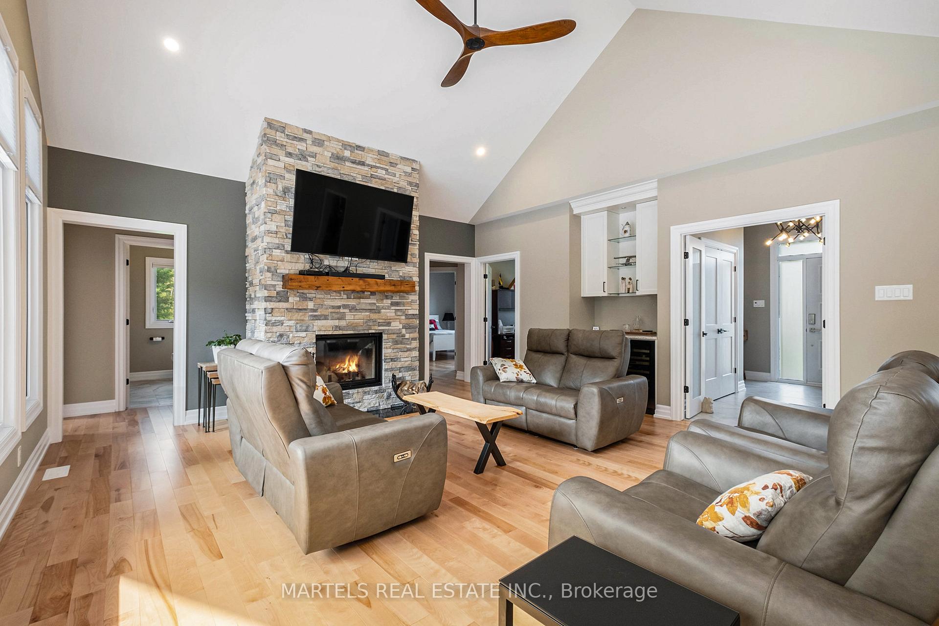 Photo 6 of 449 Lecours Street S, Champlain, Champlain Twp — HOMEH