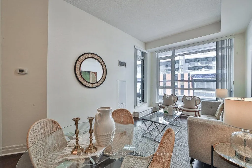Photo 6 of Unit 212, 8110 Birchmount Road, Markham, Unionville — HOMEH