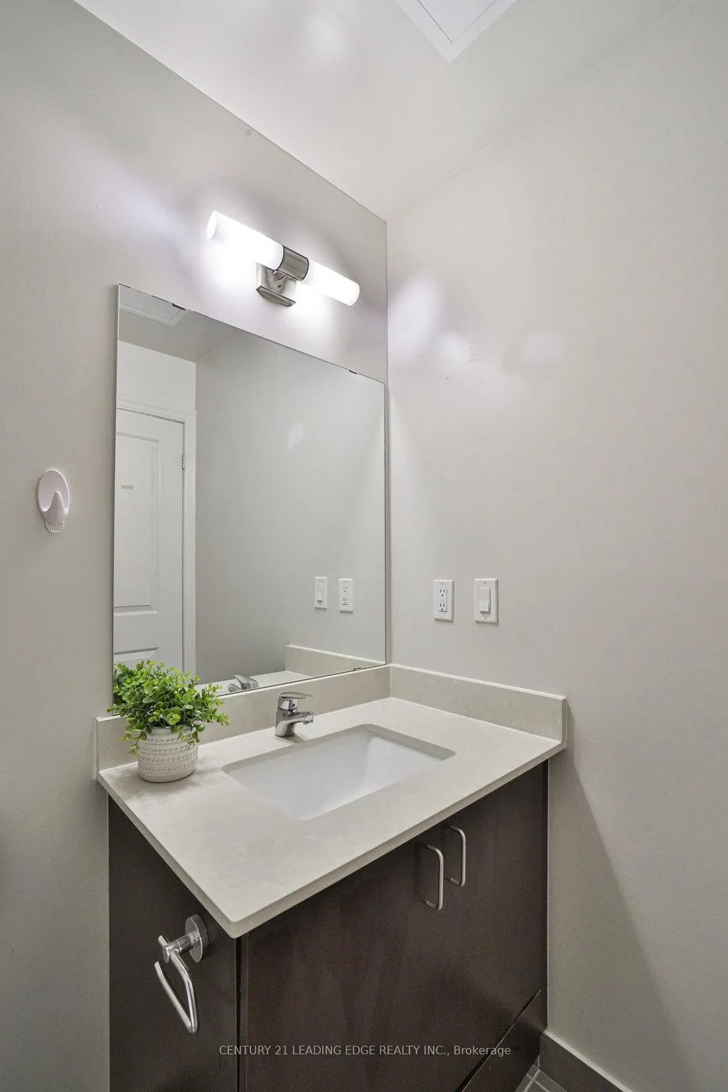Photo 14 of Unit 212, 8110 Birchmount Road, Markham, Unionville — HOMEH