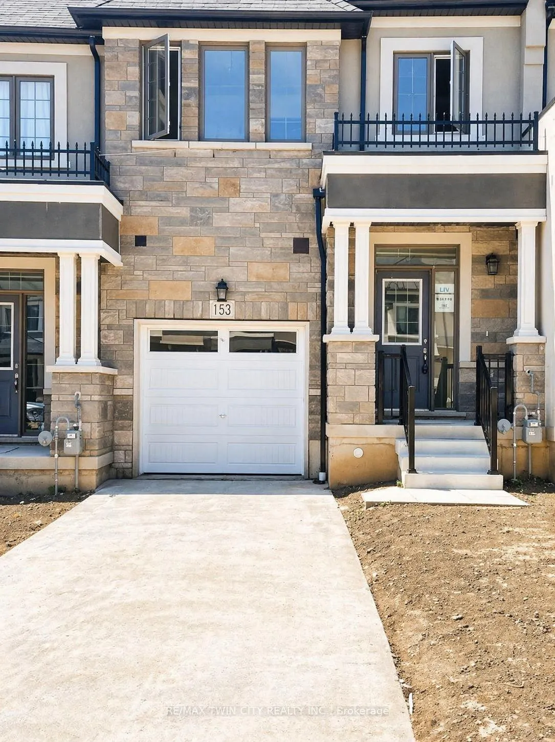 Photo 1 of 153 Flagg Avenue, Brant, Paris — HOMEH