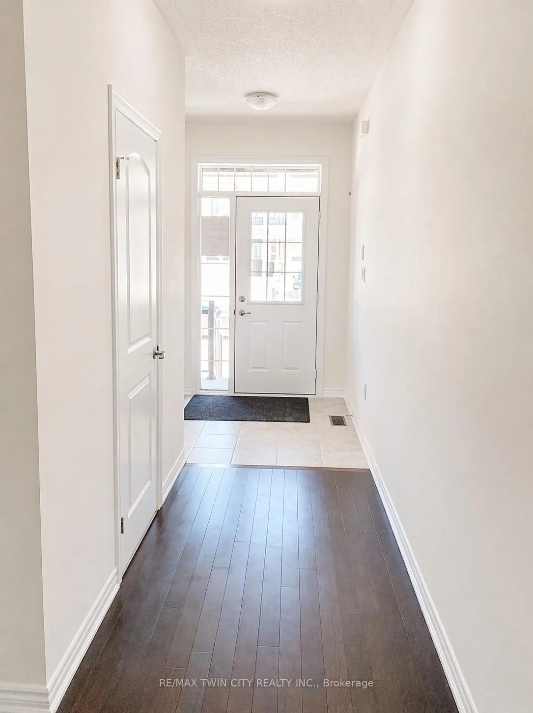 Photo 3 of 153 Flagg Avenue, Brant, Paris — HOMEH