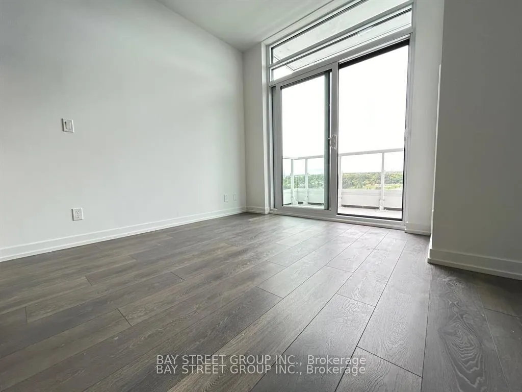 Photo 5 of Unit 1003, 8 Beverley Glen Boulevard, Vaughan, Beverley Glen — HOMEH