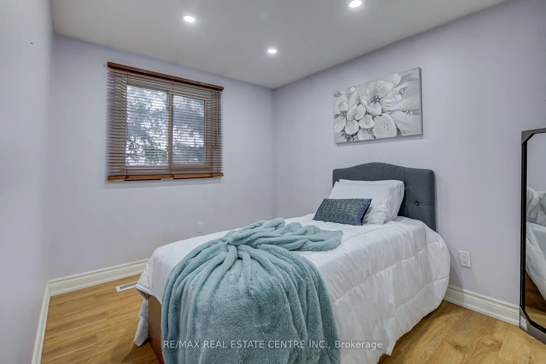 Photo 9 of Unit 47, 45 Hansen Road N, Brampton, Madoc — HOMEH