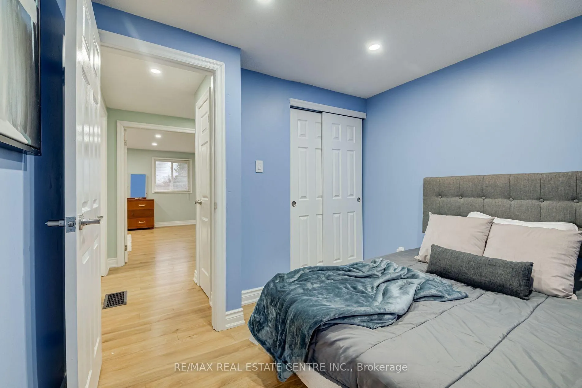 Photo 10 of Unit 47, 45 Hansen Road N, Brampton, Madoc — HOMEH