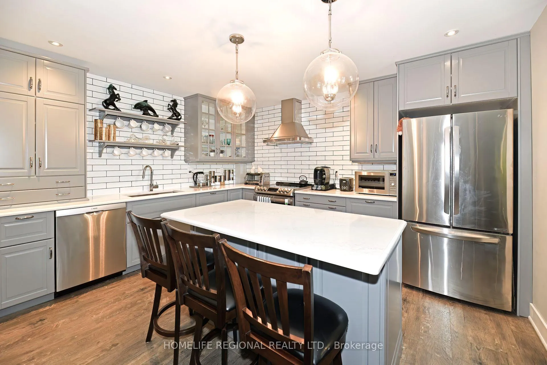 Photo 5 of Unit 306, 337 Simcoe Street N, Oshawa, O'Neill — HOMEH